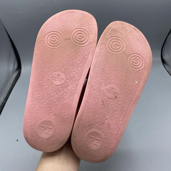 Gucci Rose Pink Rubber GG Logo Slide Sandals Authentic Women Size 36 5.5/6 - Picture 6 of 7